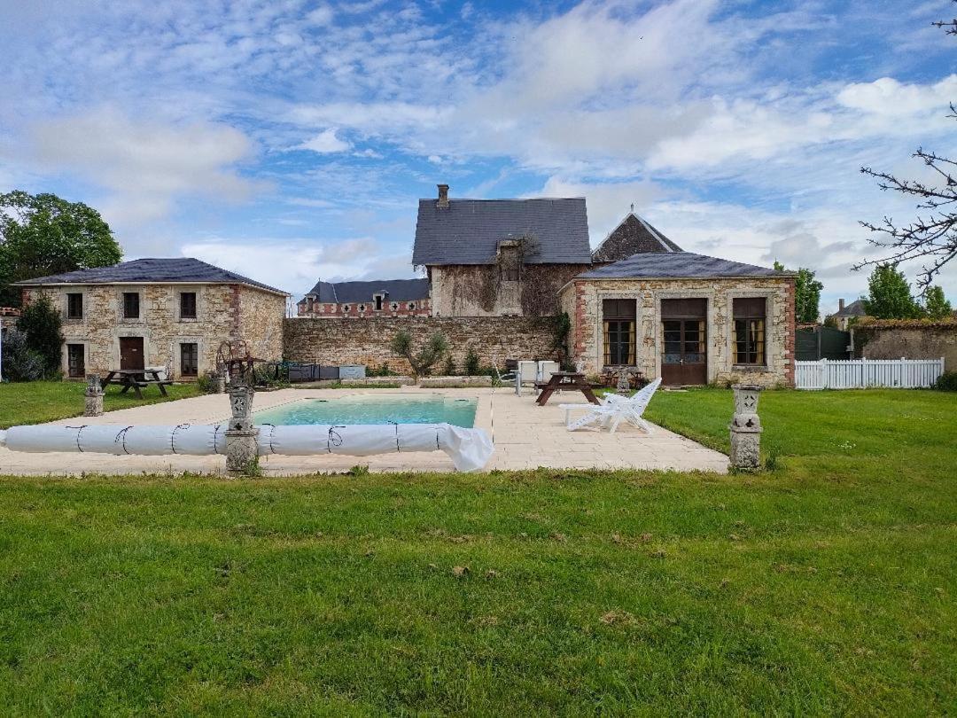 Bed and Breakfast Chateau Le Puybelliard Шантони Экстерьер фото