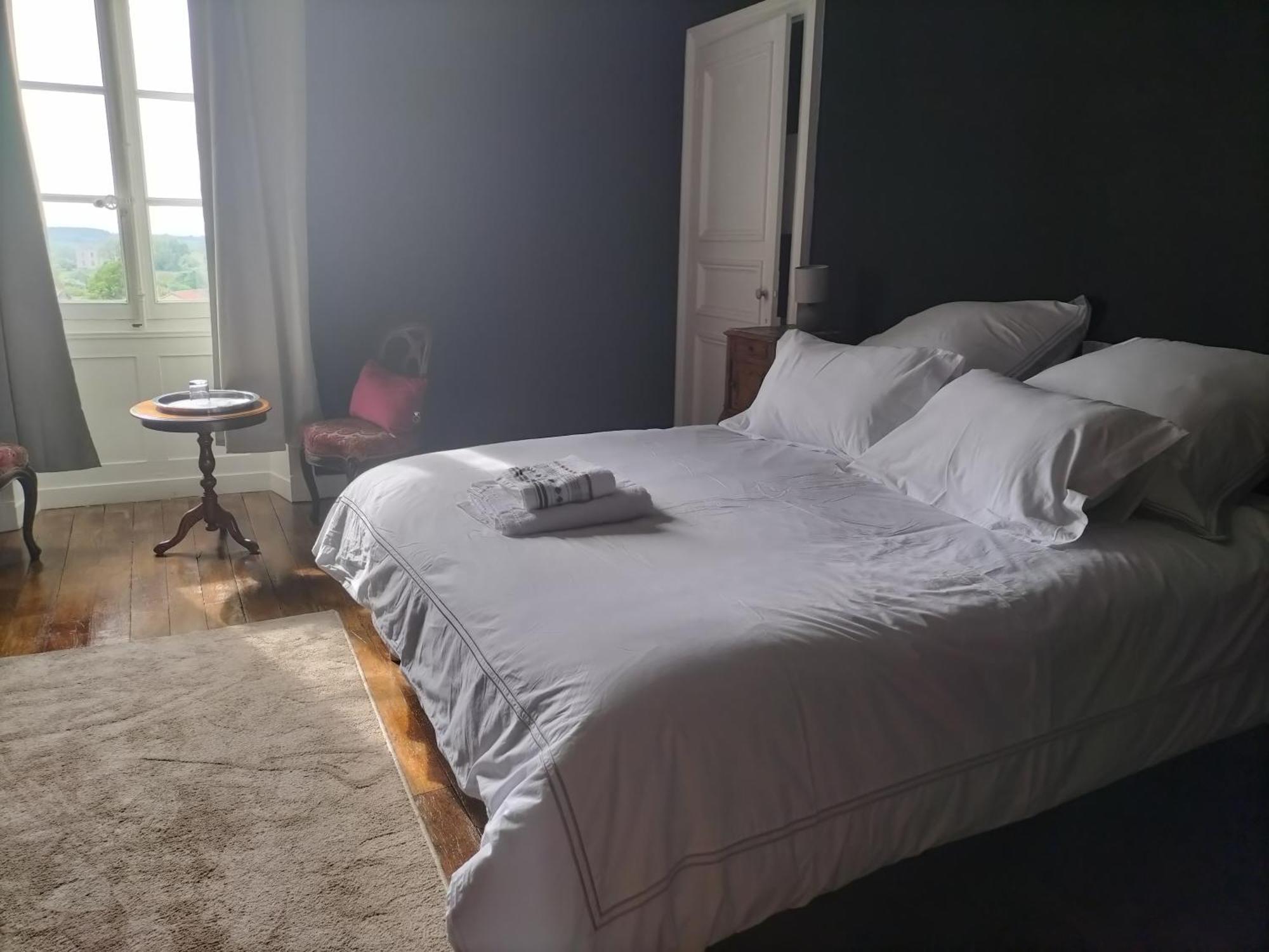 Bed and Breakfast Chateau Le Puybelliard Шантони Экстерьер фото