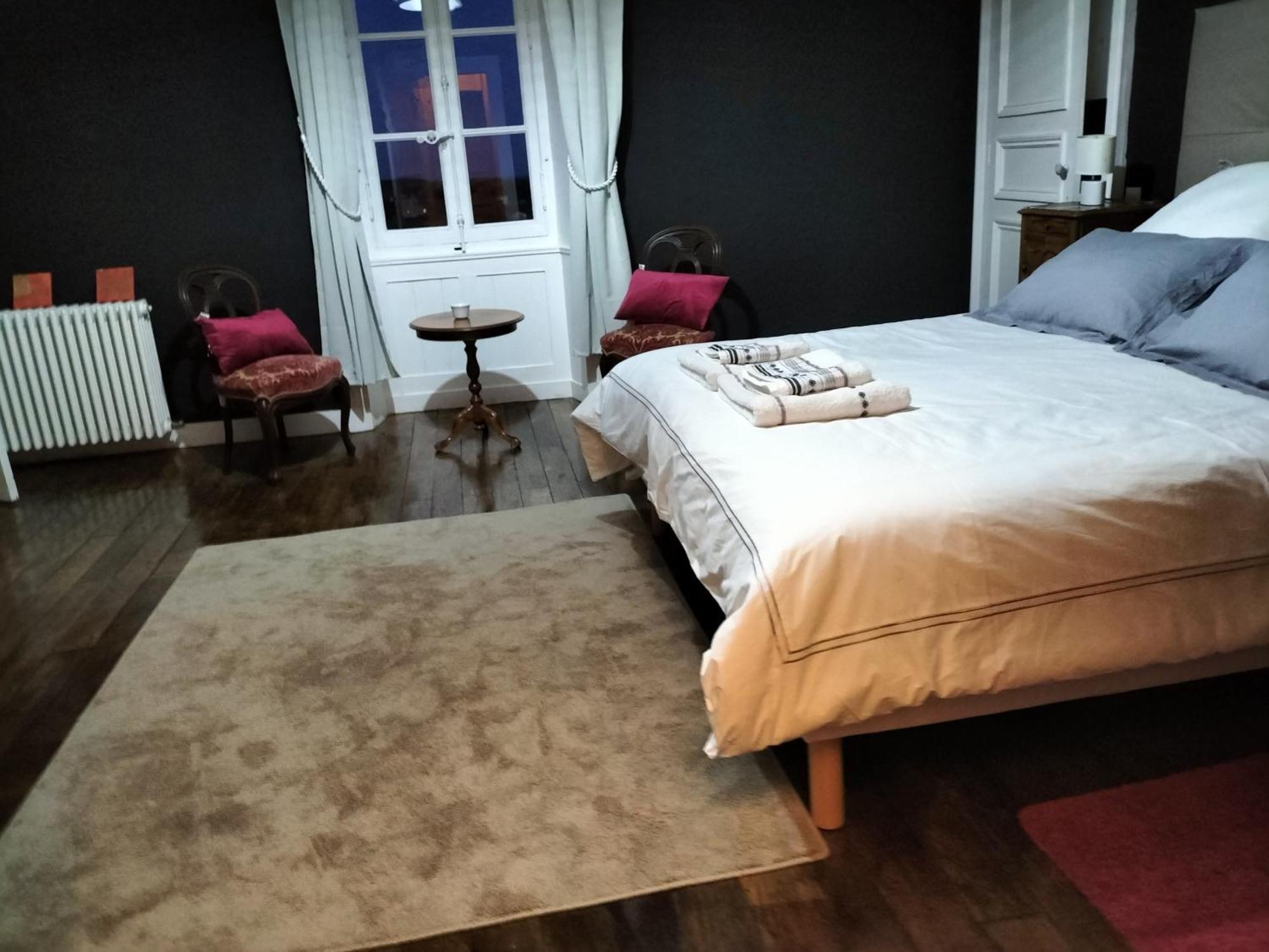 Bed and Breakfast Chateau Le Puybelliard Шантони Экстерьер фото