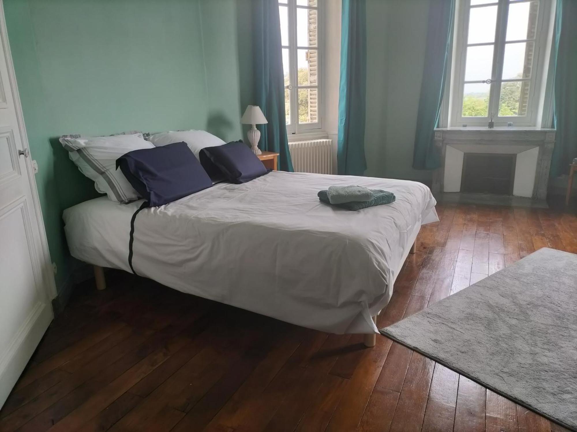 Bed and Breakfast Chateau Le Puybelliard Шантони Экстерьер фото