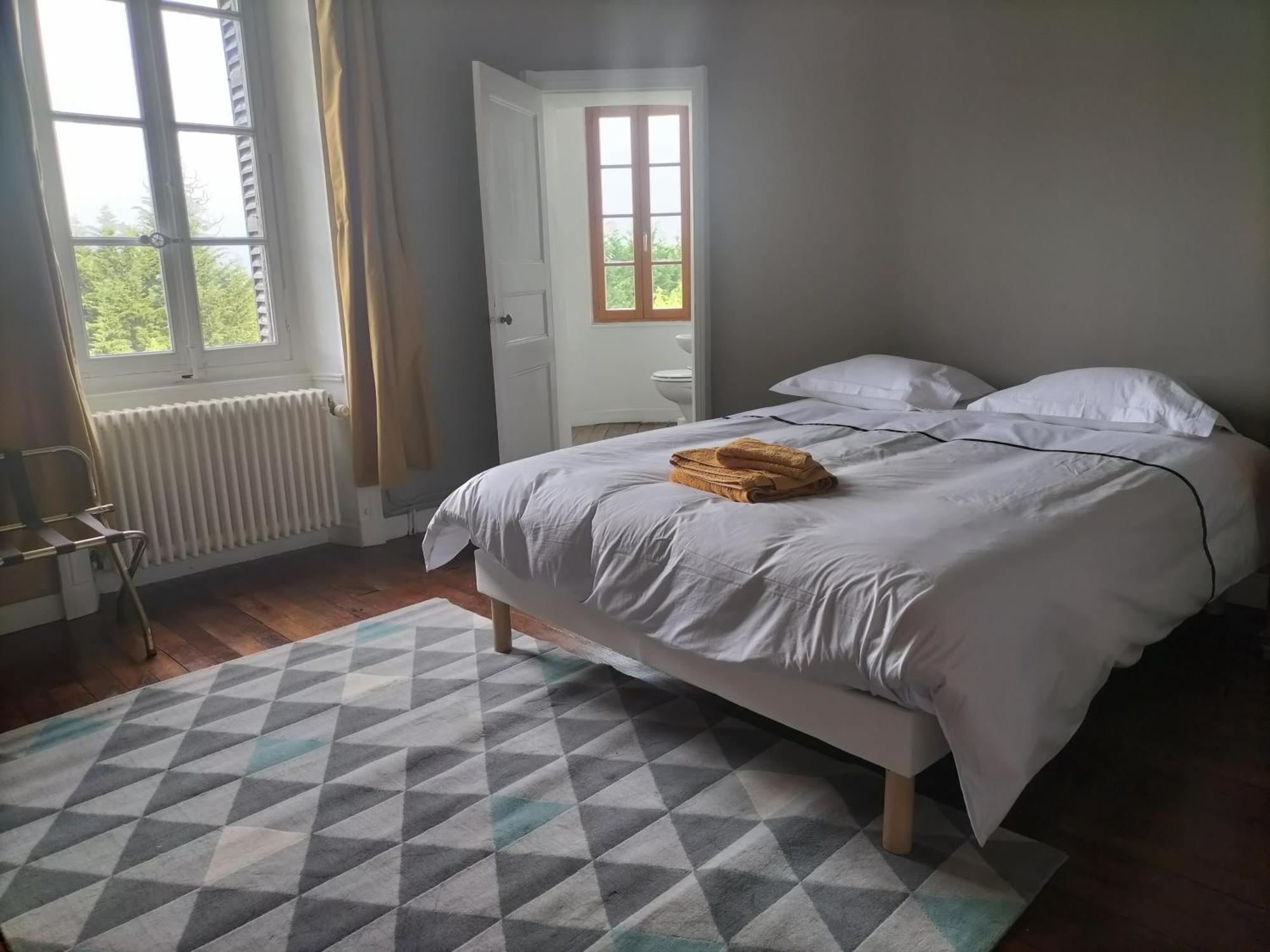 Bed and Breakfast Chateau Le Puybelliard Шантони Экстерьер фото